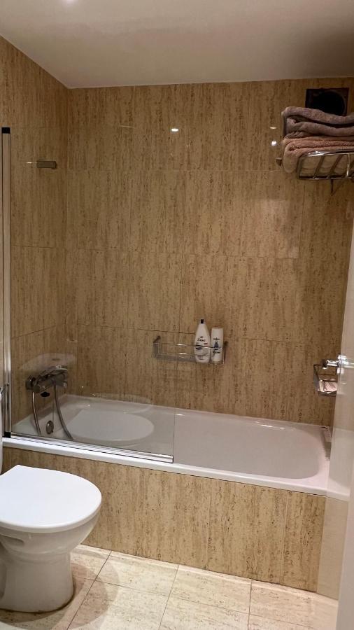 Naia'S Living Appartement Bilbao Buitenkant foto
